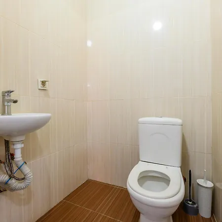 Квартира На 9-10 Человек 56 Алматы Экстерьер фото