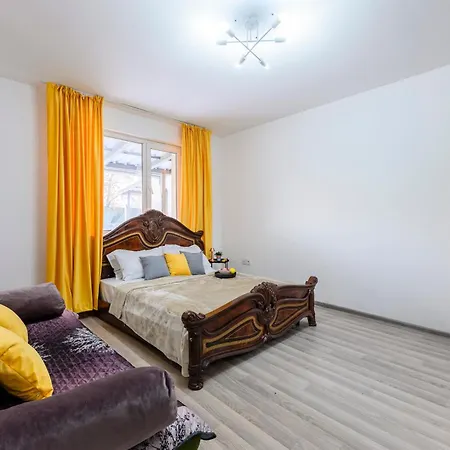 Квартира На 9-10 Человек 56 Алматы Экстерьер фото