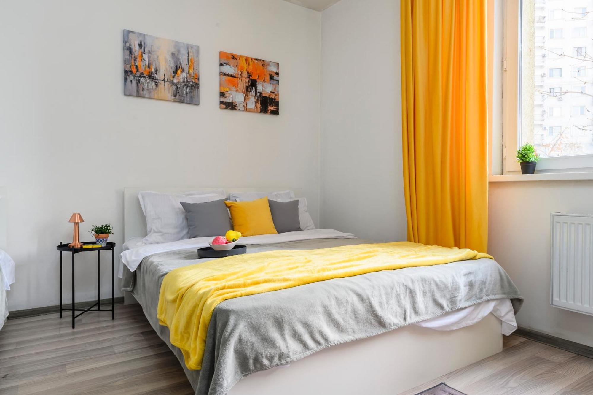 Apartment на 9-10 человек 56 Almaty
